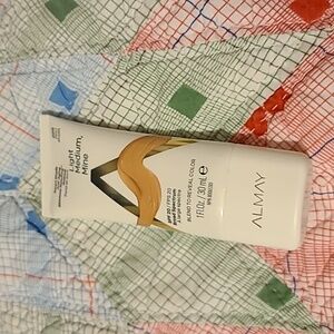 Almay Light Medium Mine